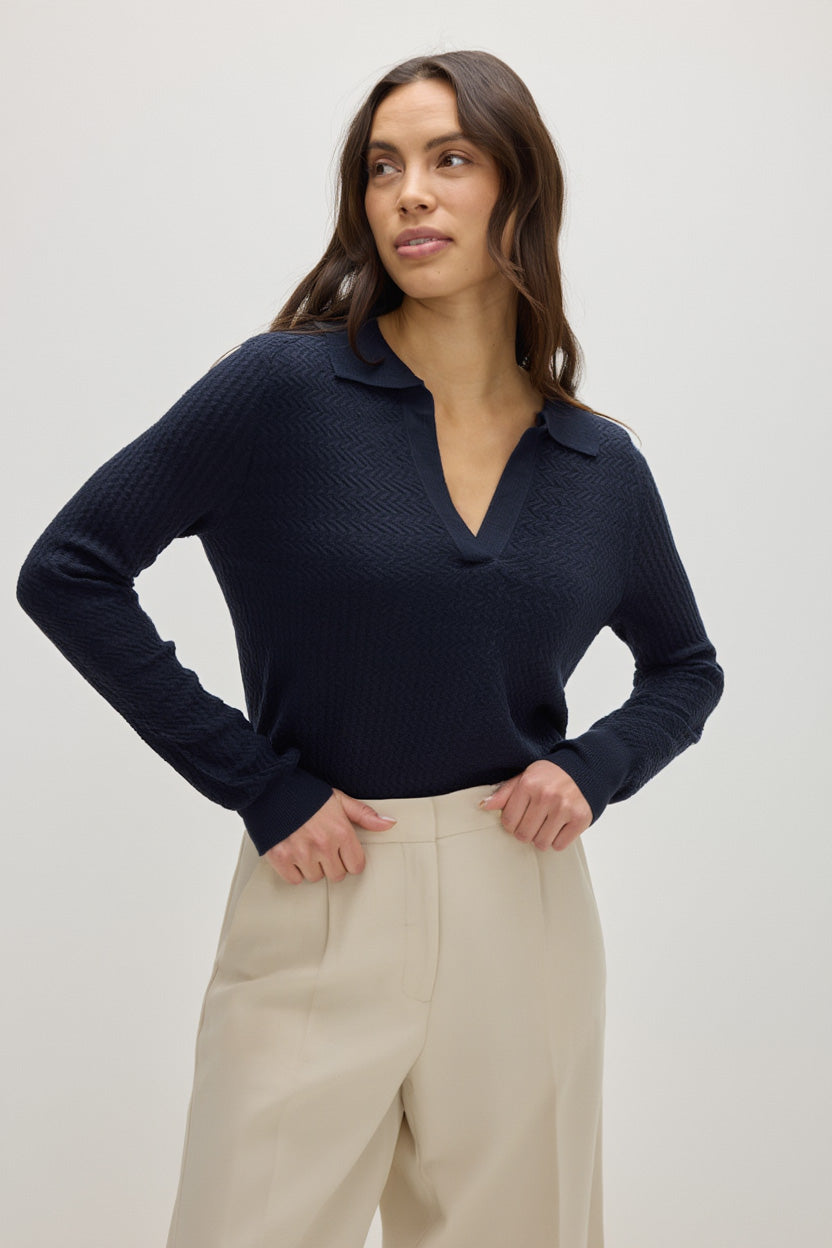 Davida Fine Knit Short Open Collar Sweater Sweaters Navy