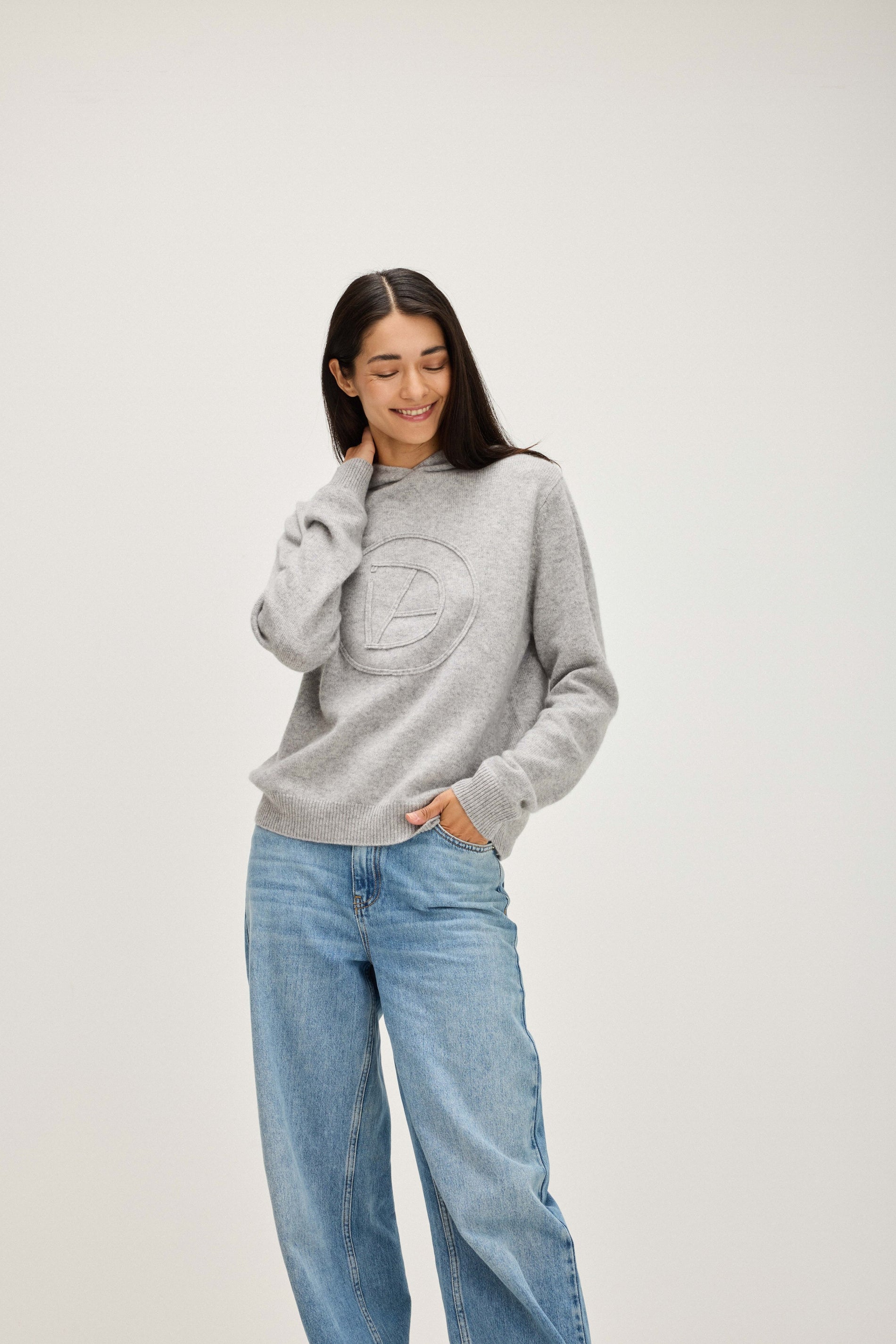 Davida Hoodie Logo Sweaters Light Grey