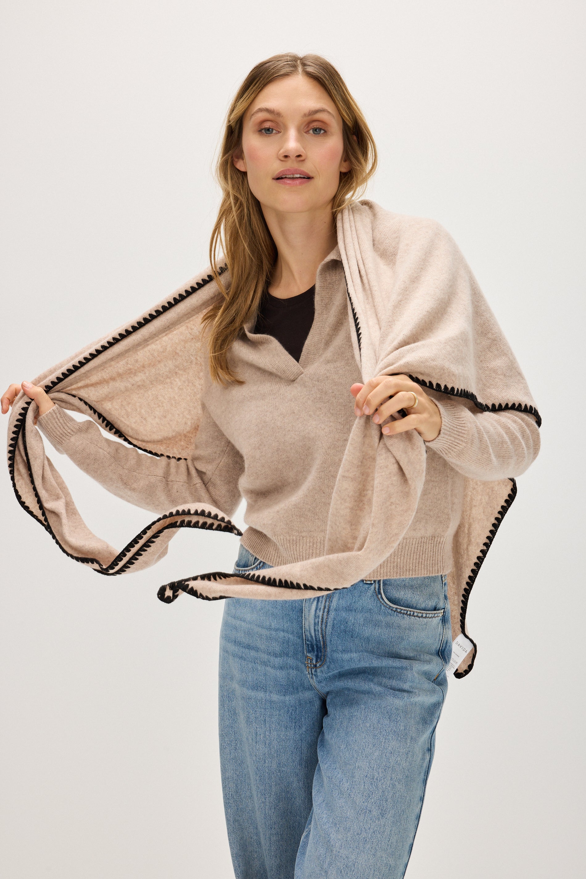 Davida Large scarf with contrast edge Accessories Sand