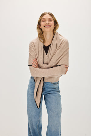 Large scarf with contrast edge - Sand