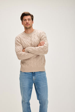 Man Chunky O-neck Cable - Sand