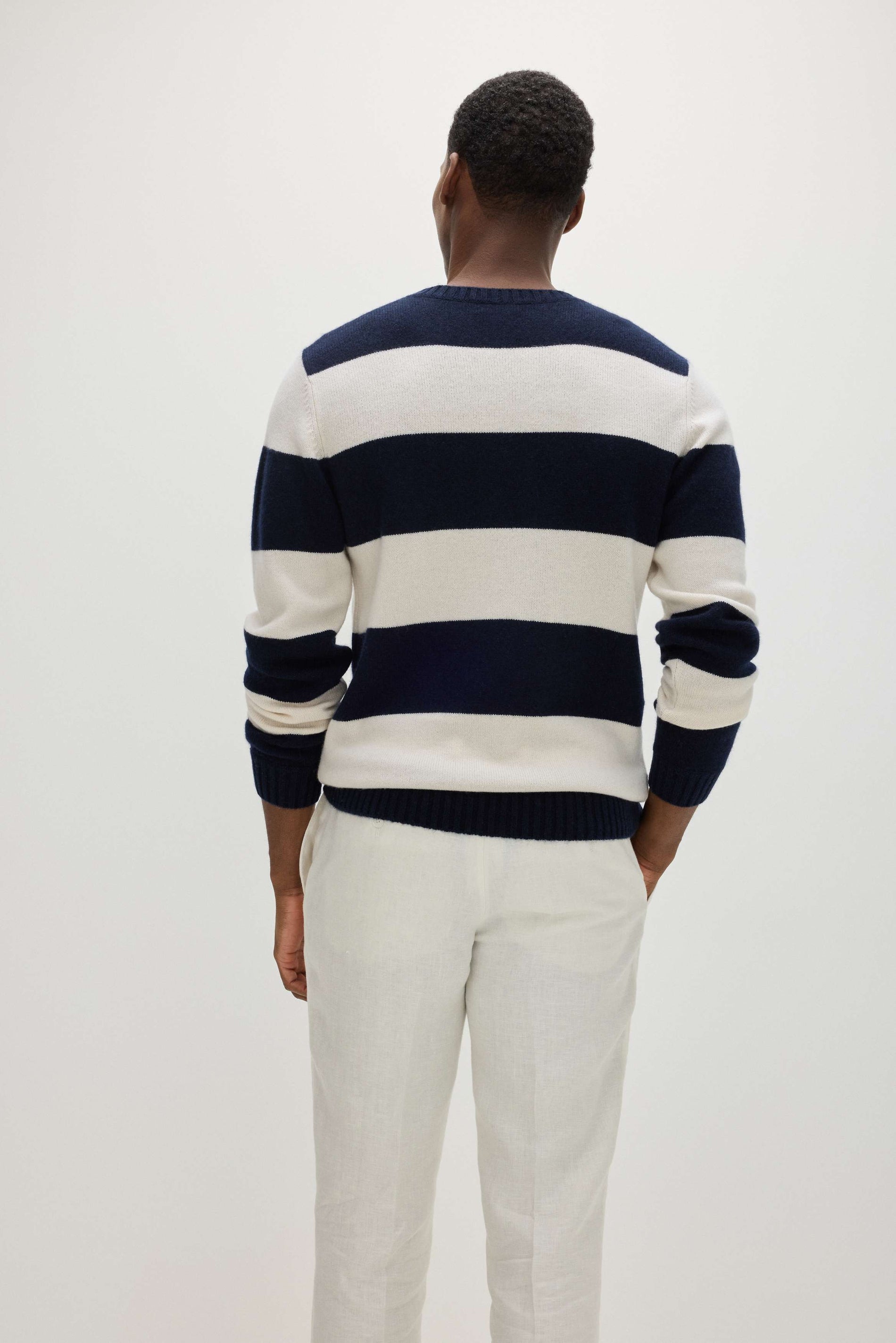 Davida Man Chunky O-neck striped Sweaters Navy/White