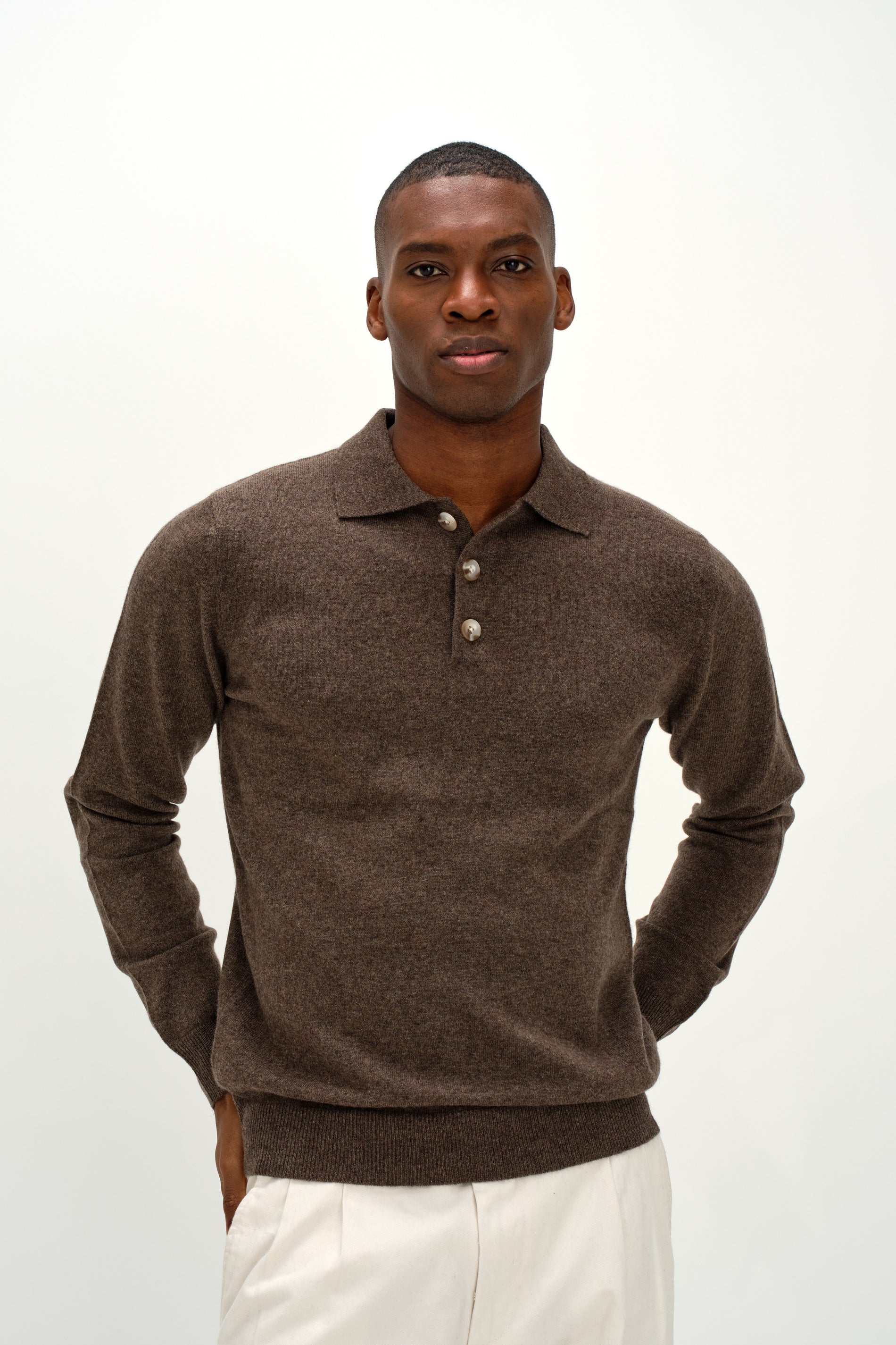 Davida Man Collar Sweaters Cacao