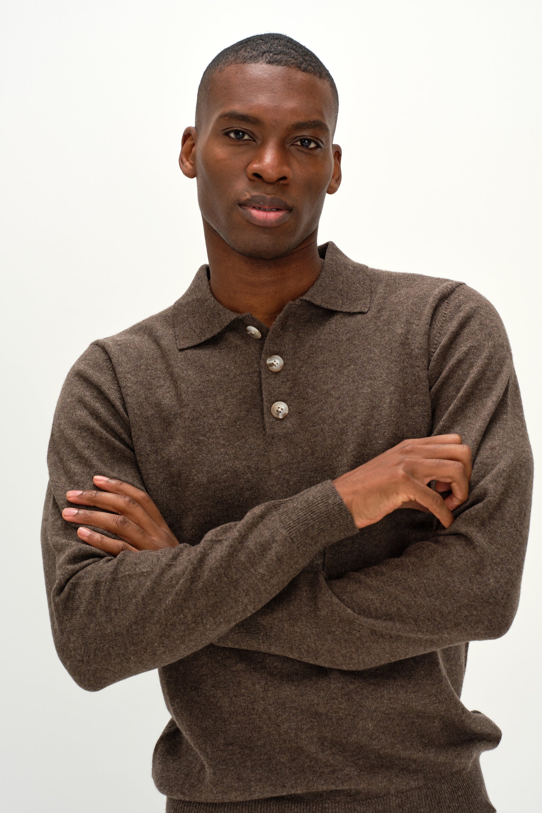 Davida Man Collar Sweaters Cacao