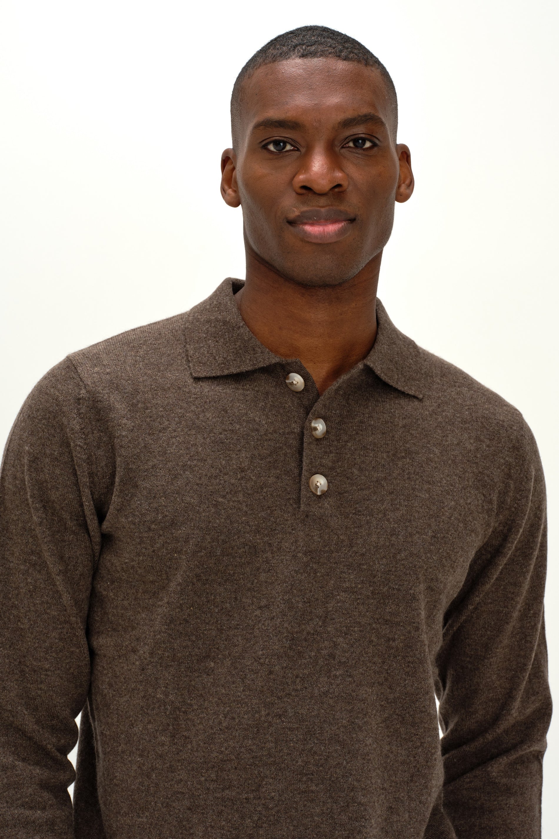 Davida Man Collar Sweaters Cacao