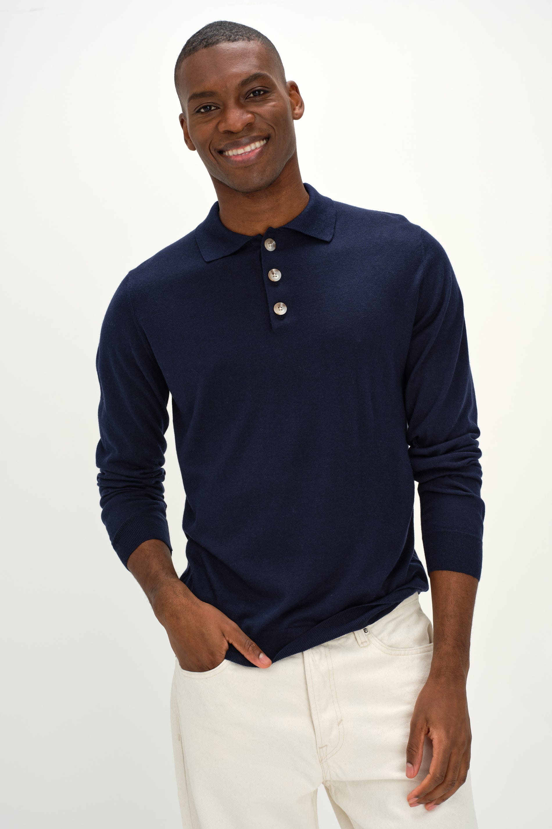Davida Man Collar Sweaters Navy