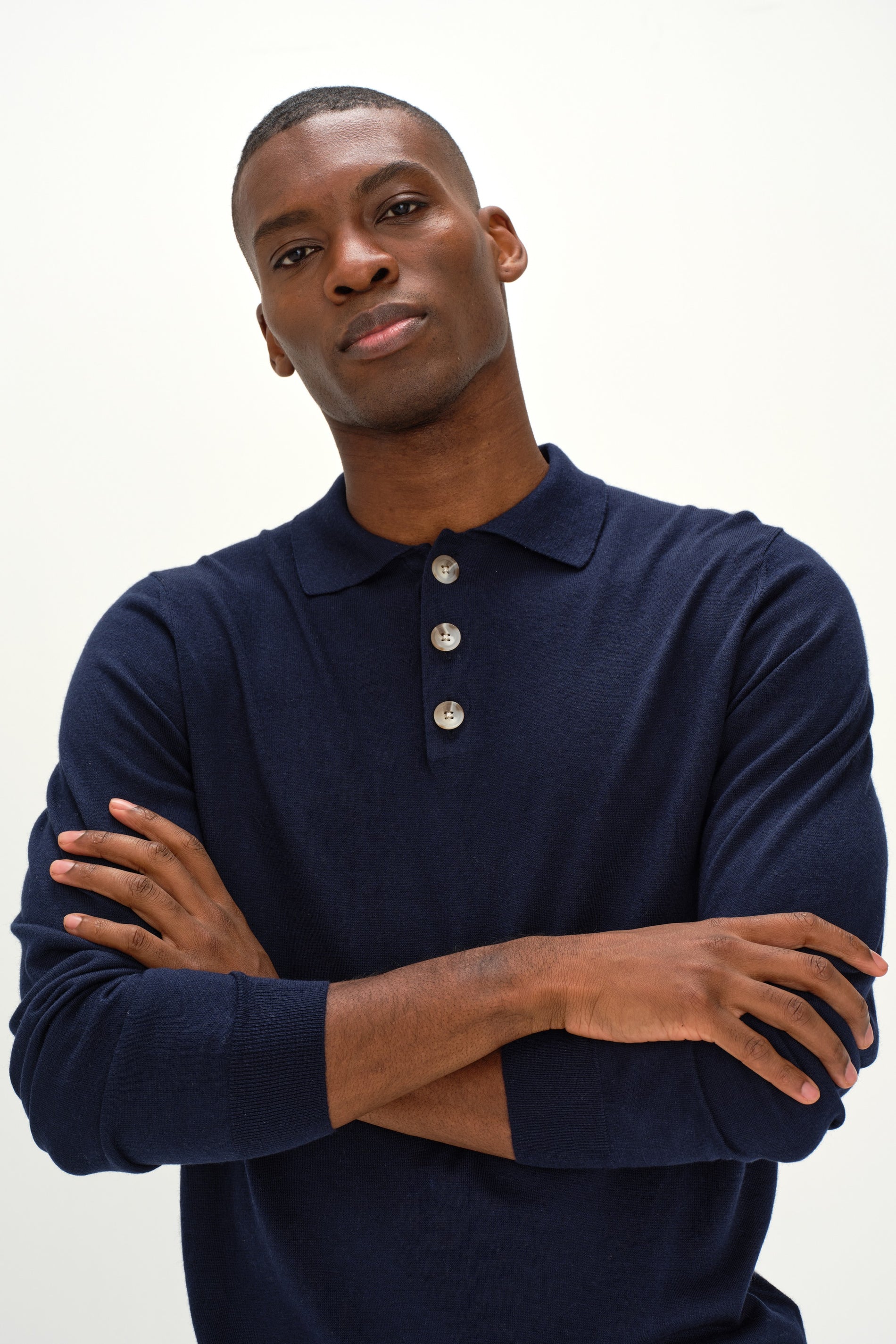 Davida Man Collar Sweaters Navy
