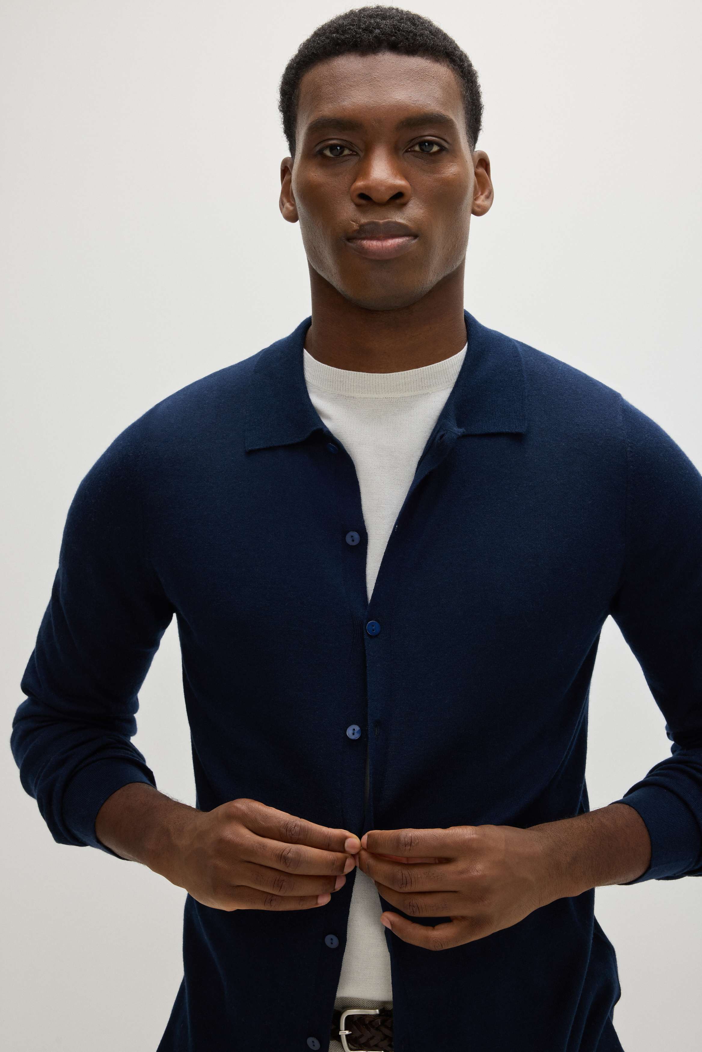 Man Fine Knit Classic Shirt - Sweaters - Navy – Davida Cashmere