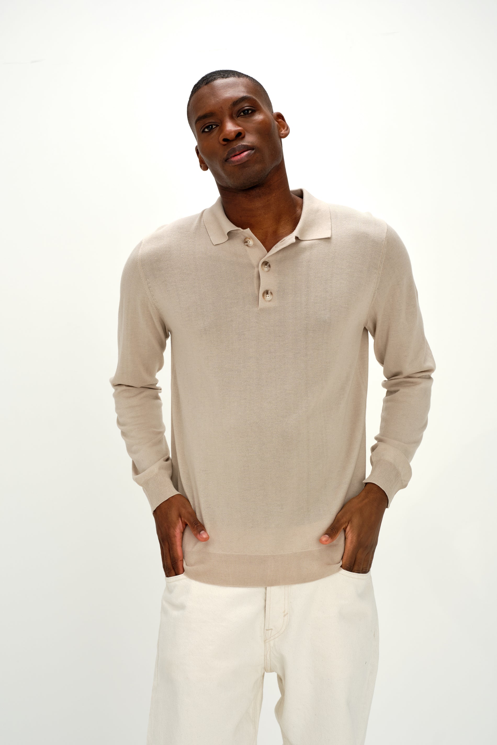 Davida Man Fine Knit Collar Sweaters Light Beige