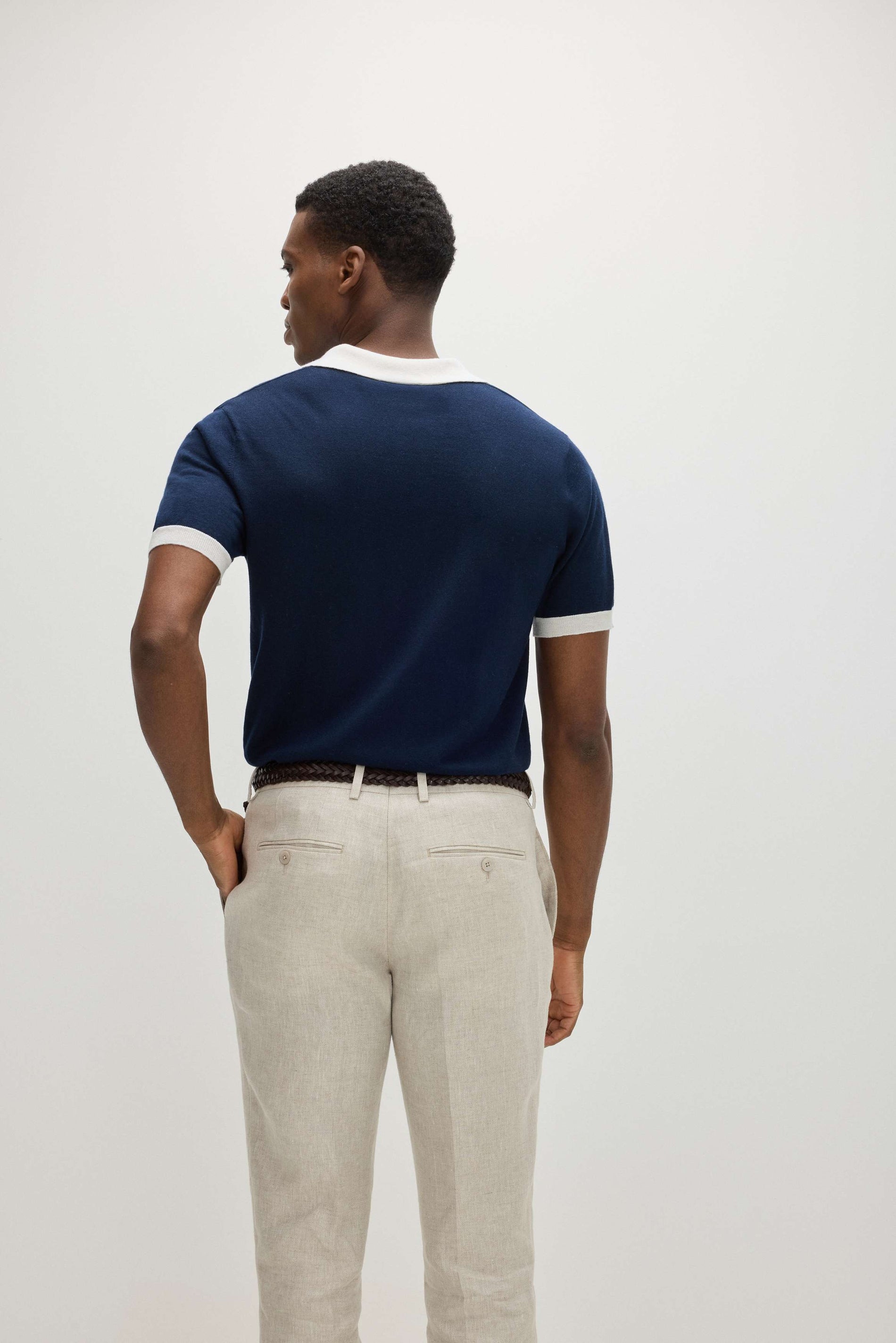 Davida Man Fine Knit Open Collar Block Color T-Shirt Sweaters Navy/White