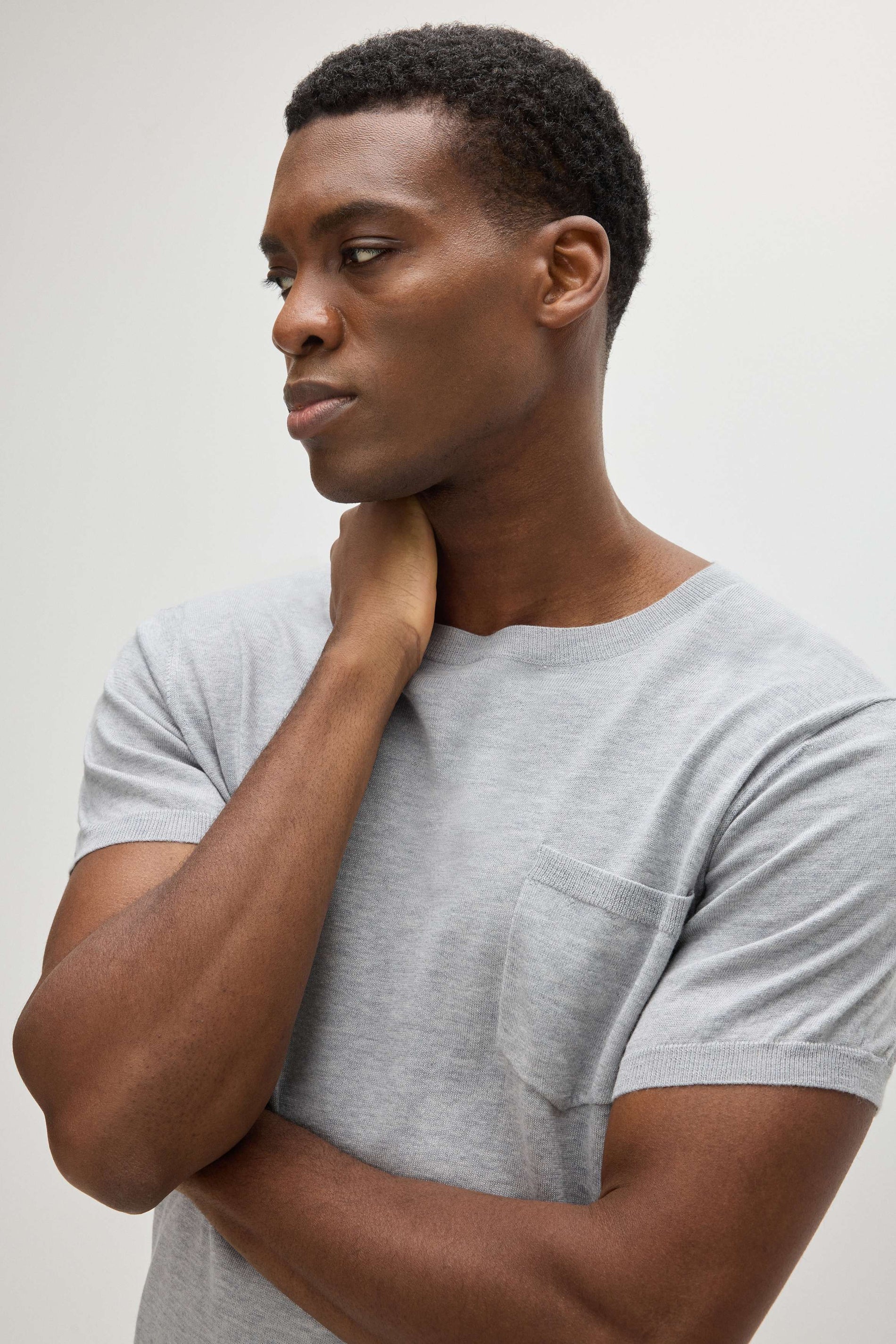 Davida Man Fine Knit Pocket T-Shirt Sweaters Light Grey