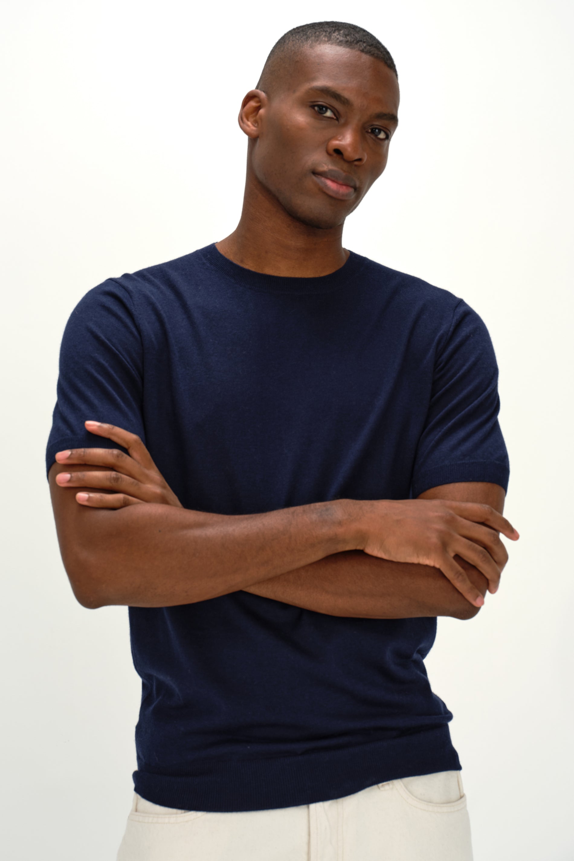 Davida Man Fine Knit T-shirt Sweaters Navy