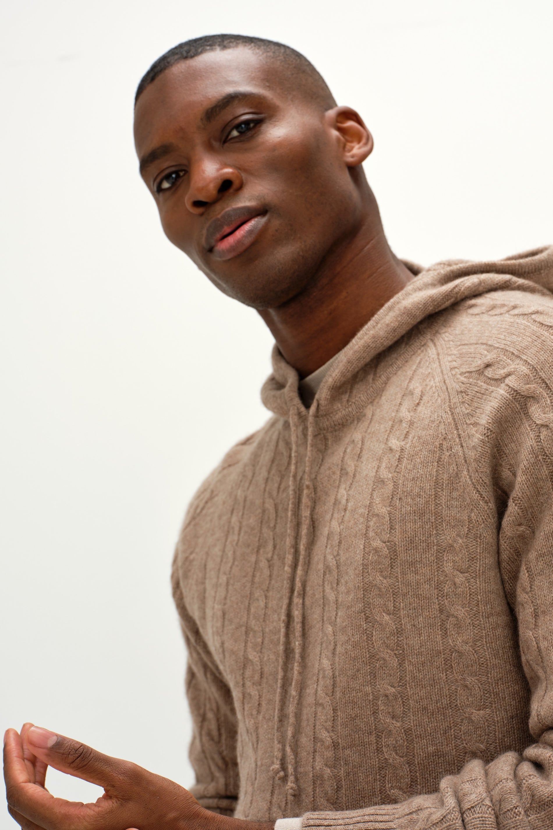 Davida Man Hoodie Cable Sweaters Mink