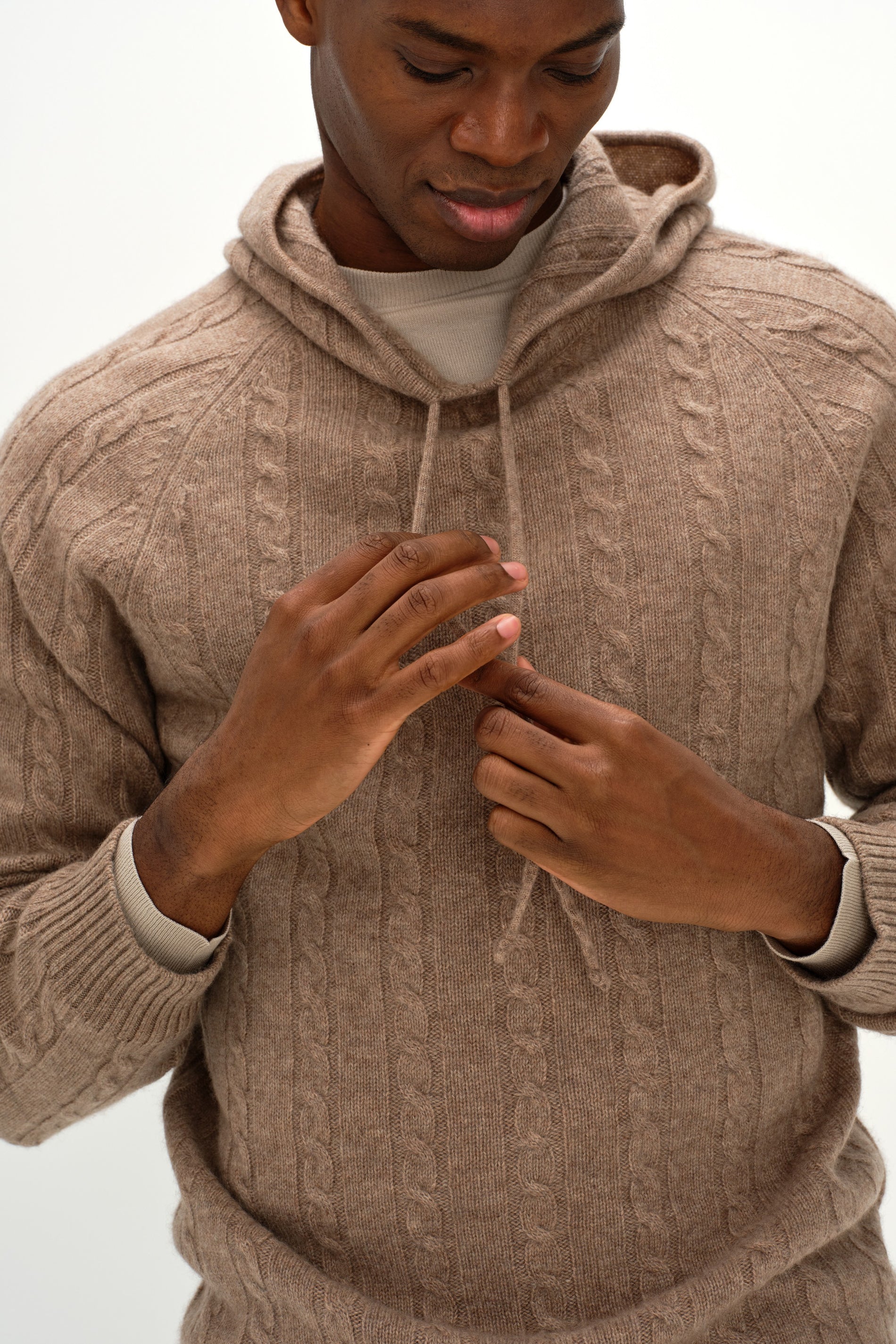 Davida Man Hoodie Cable Sweaters Mink