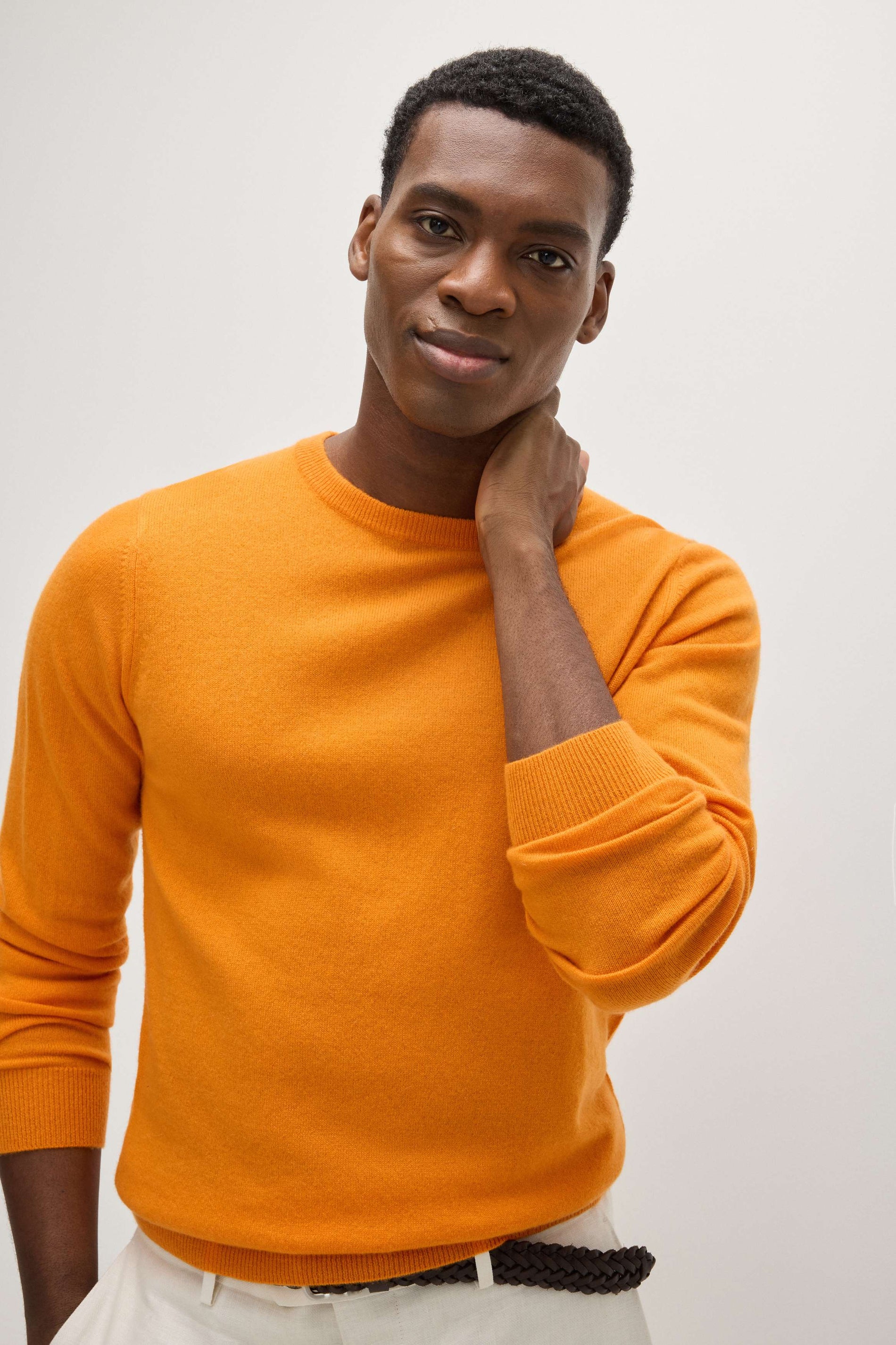 Davida Man O-neck Plain Sweaters Intense Orange