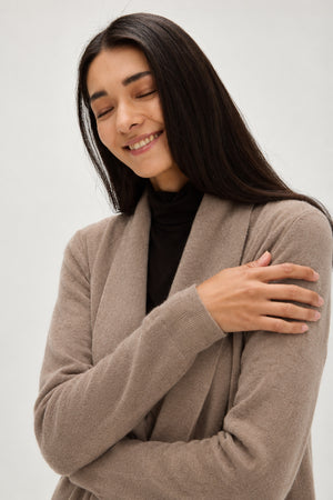 Rollerneck Cardigan - Mink