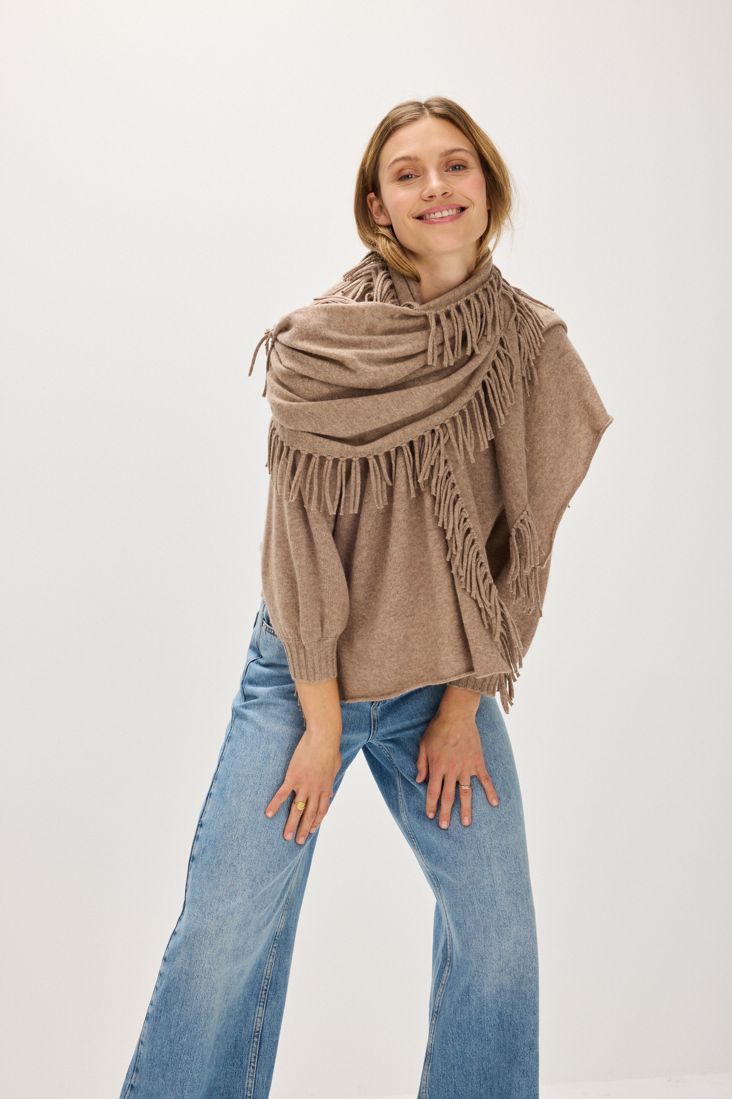 Scarf Fringes - Scarf - Mink – Davida Cashmere