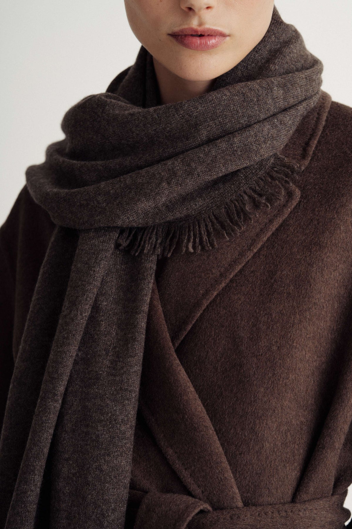 Davida Scarf Small Fringes Accessories Cacao