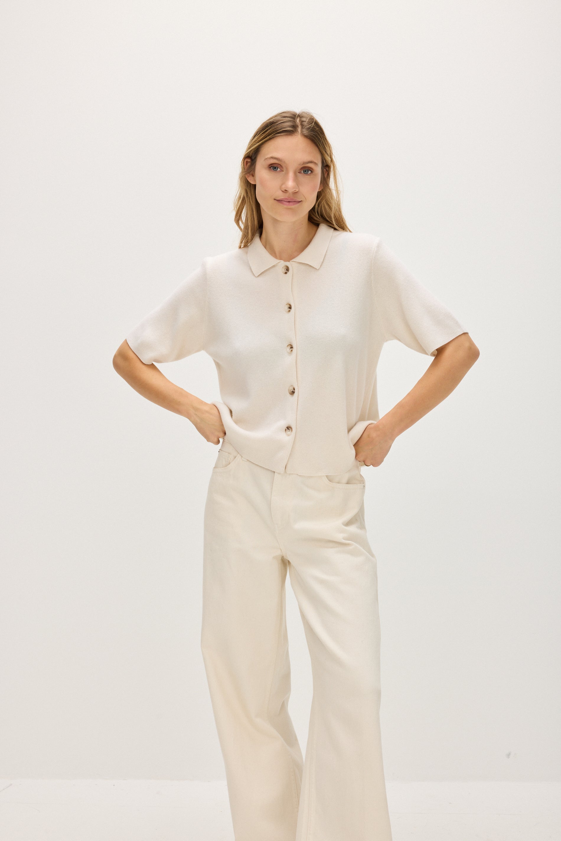 Davida Short Sleeve Cardigan Cardigans White