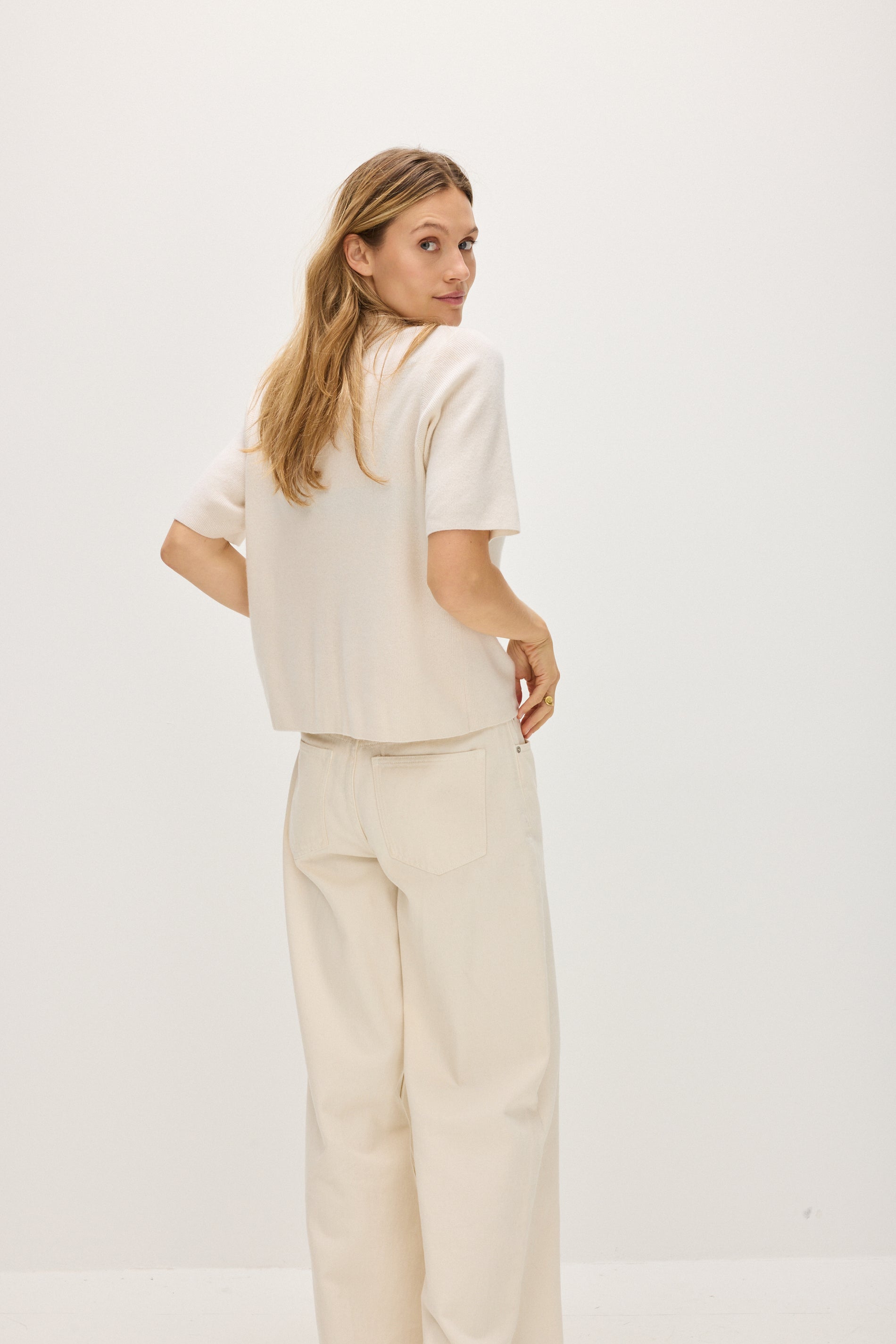 Davida Short Sleeve Cardigan Cardigans White