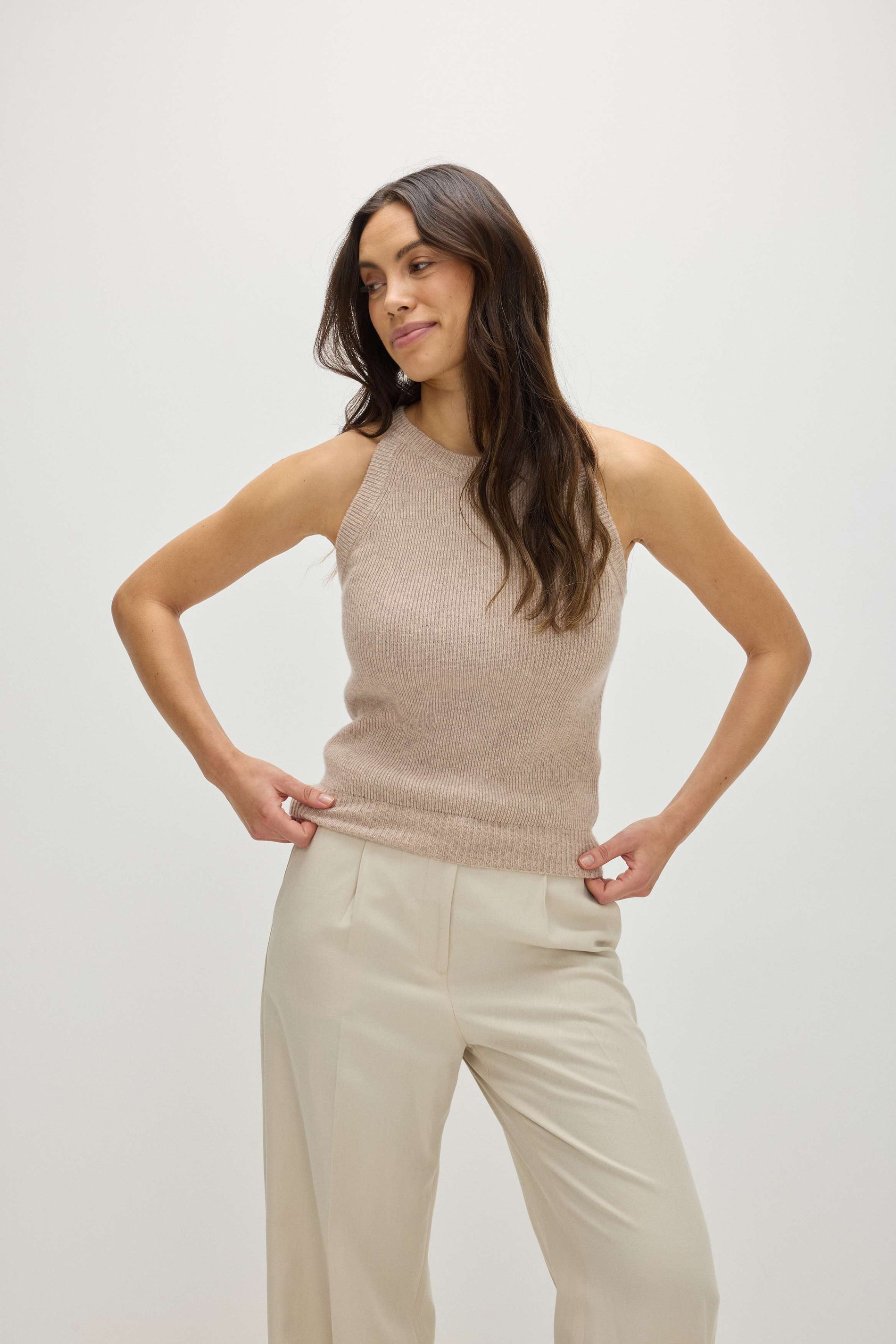 Davida Sleeveless Rib Tank Sweaters Sand