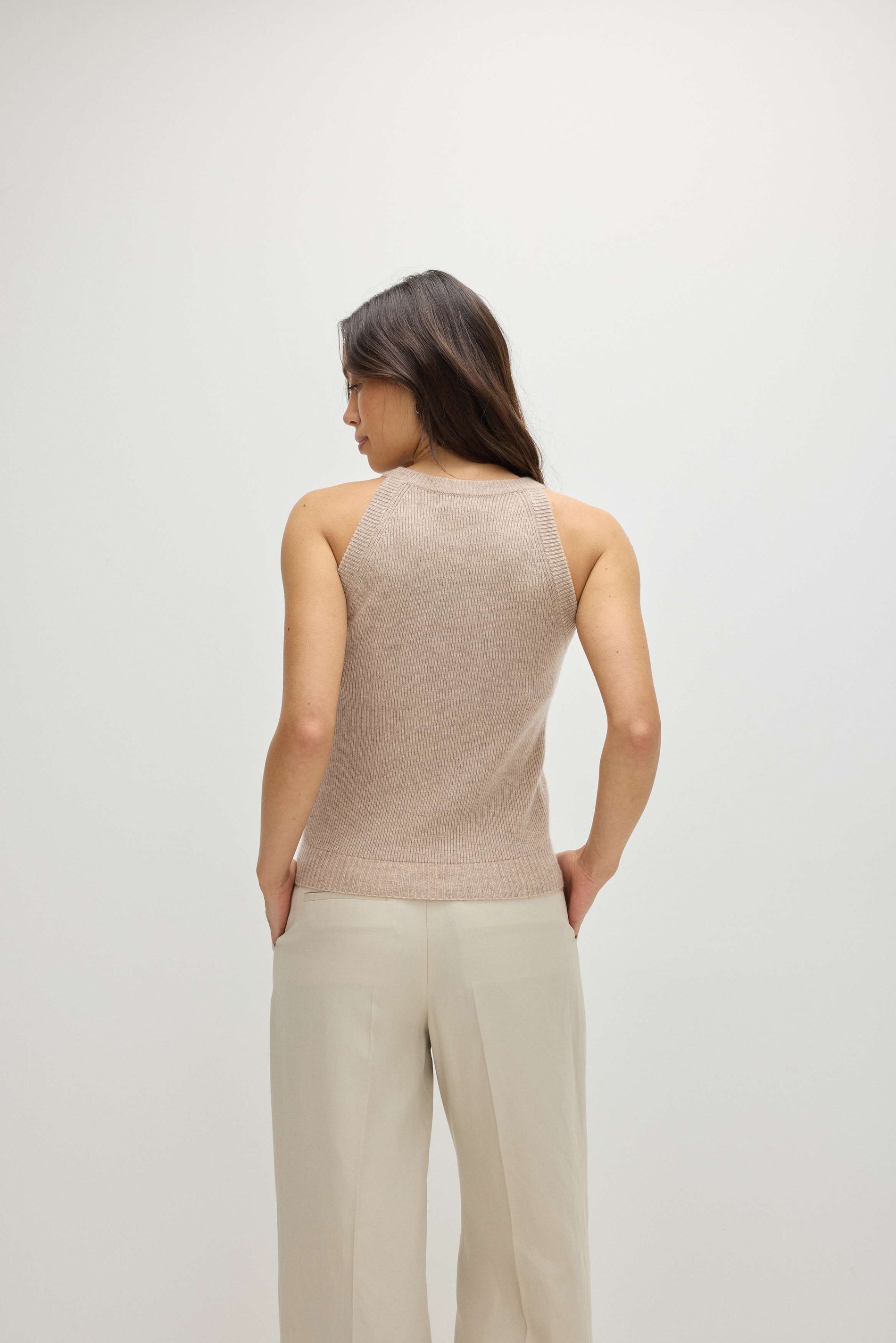 Davida Sleeveless Rib Tank Sweaters Sand