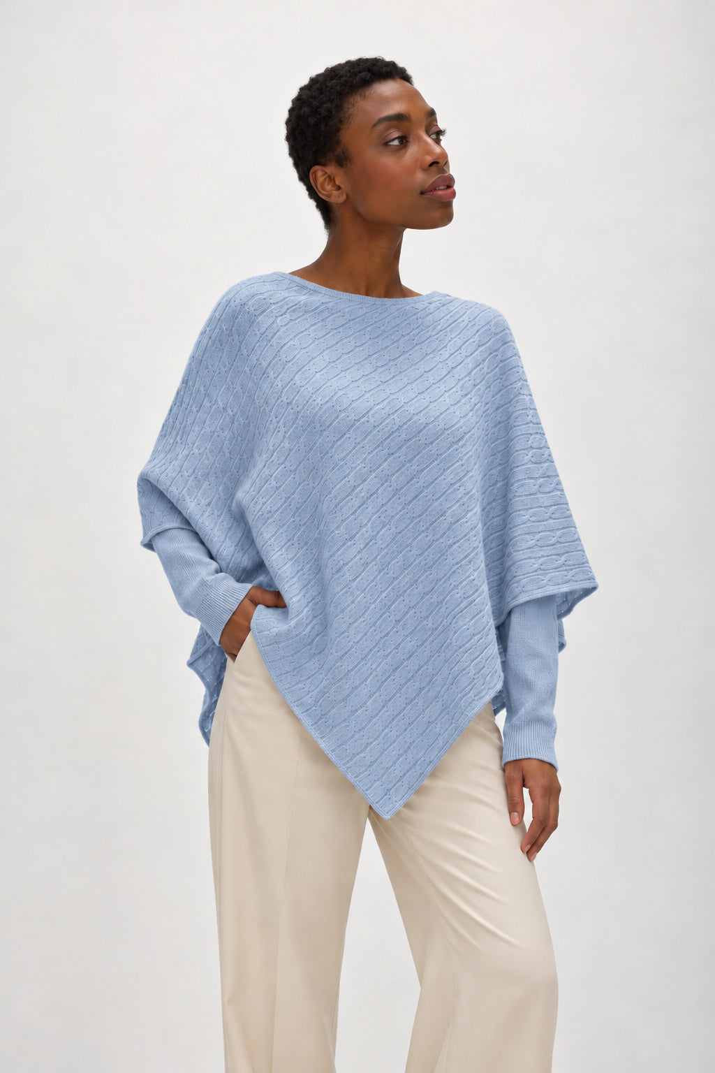 Davida Triangle Cable Poncho Poncho Blue Fog