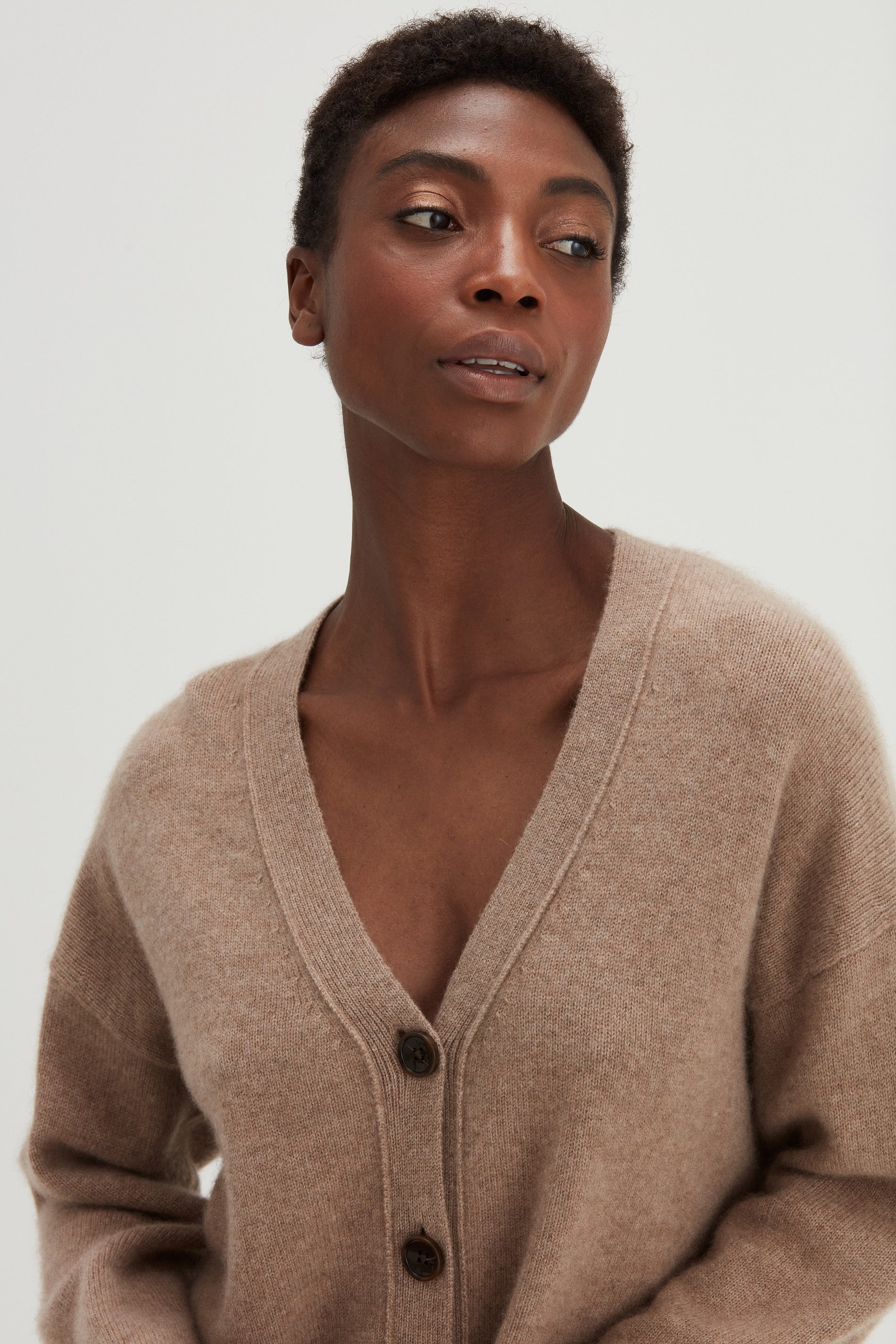 Davida V-neck Wide Cardigan Cardigans Mink